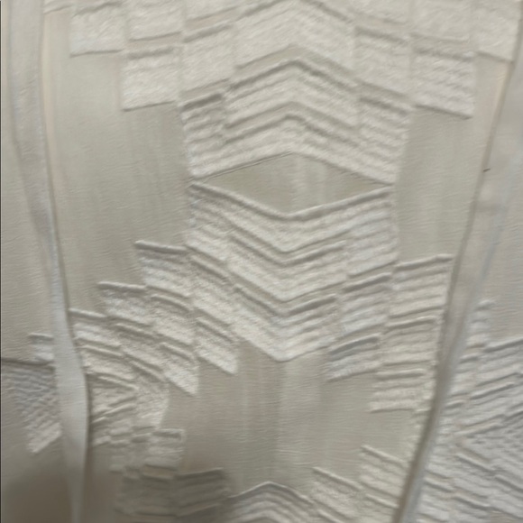 Misty Robertson Cream Embellished Relaxed long Sleeve Blouse, New with Tags . - Picture 4 of 10